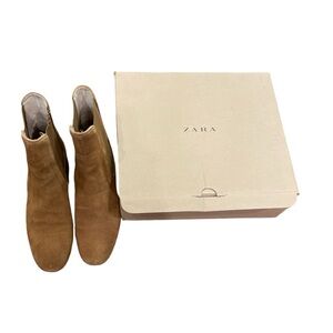 Pre-owned Zara ankle boots with box
